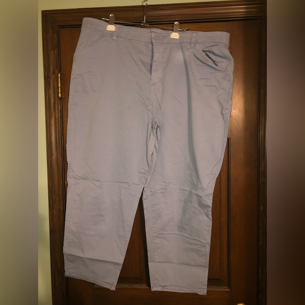 Terra Sky Light Blue Capri